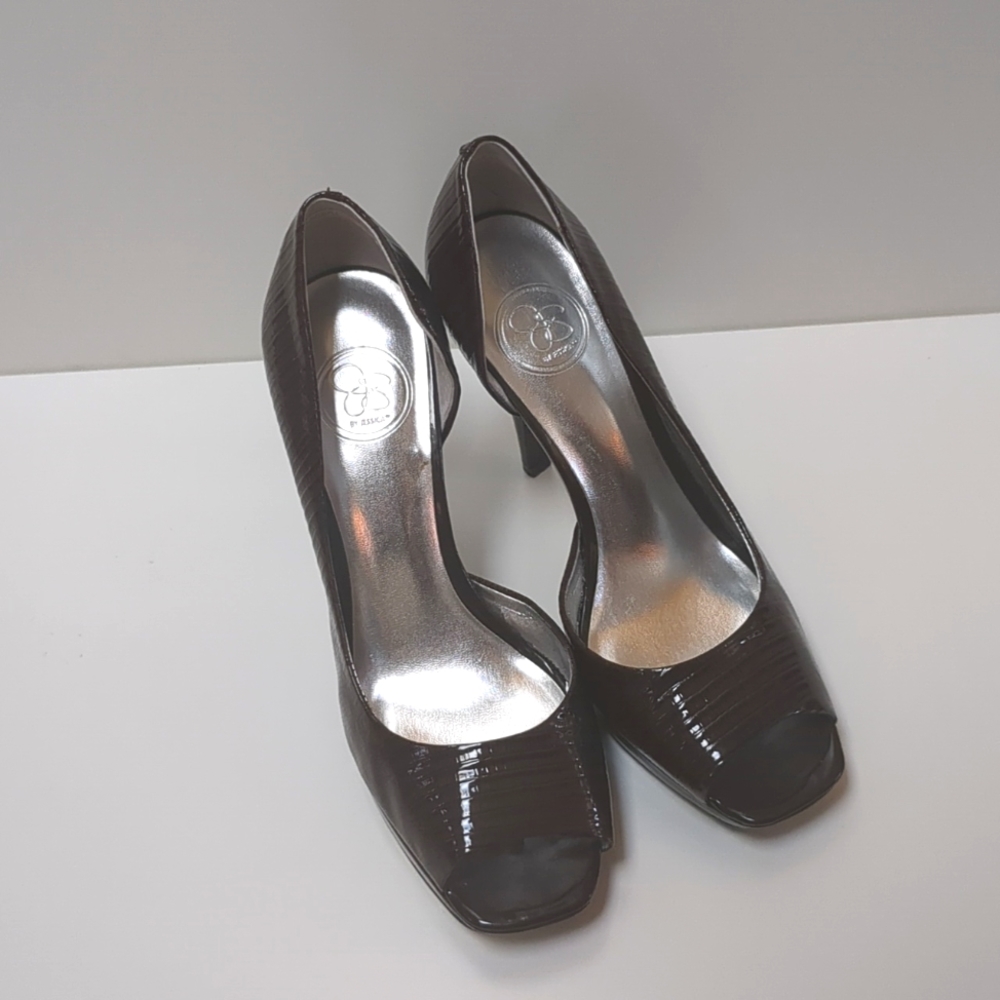 JESSICA SIMPSON || Peep Toe Brown Croc Print Leather Pumps || size 8.5